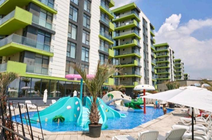 Iriny Apartment Spa&Pool By Alezzi Beach Resort Năvodari Εξωτερικό φωτογραφία